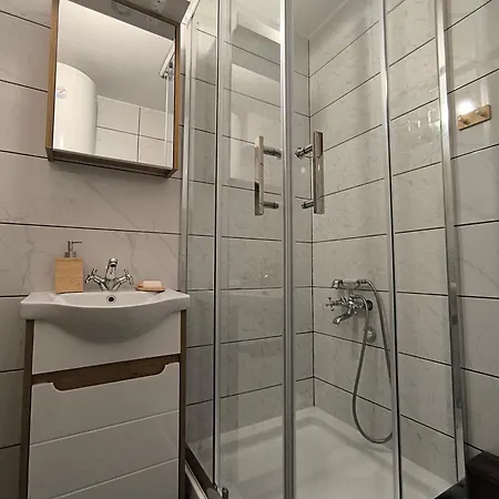 Gorska Prica, Mokra Gora